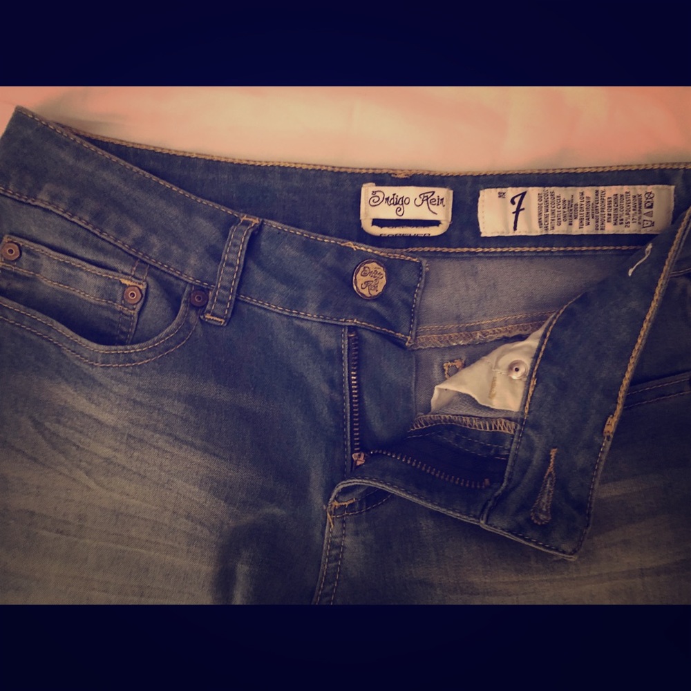 Indigo jeans, ankle length, low waist size 7